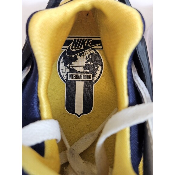 Nike Air Huarache Michigan Colorblock White Navy Yellow Black Sneaker Size Men 7 main image 9